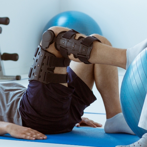 motor-vehicle-accident-injuries-physiotherapy-image-Zenith-Physiotherapy-and-wellness-Airdrie-AB